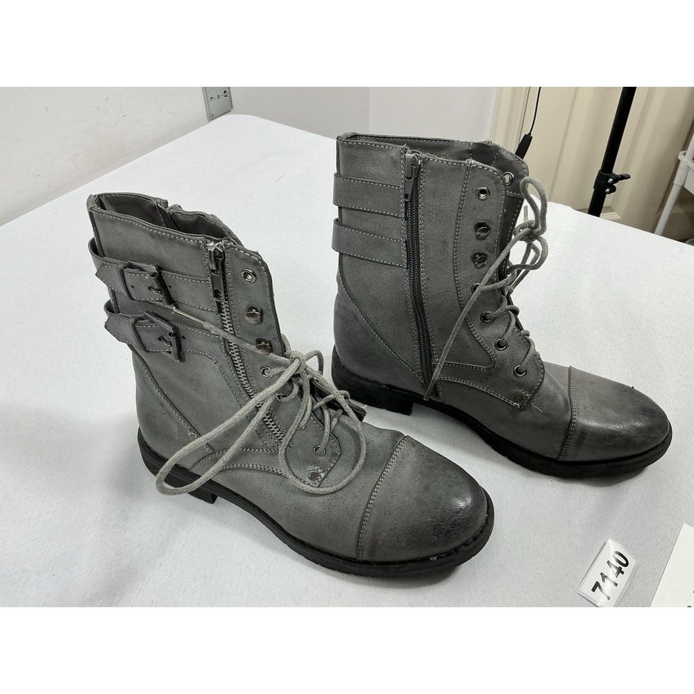 Womans Hotcakes Raider Midcalf Combat Style Boots 6.5 M Gray Flat Heel